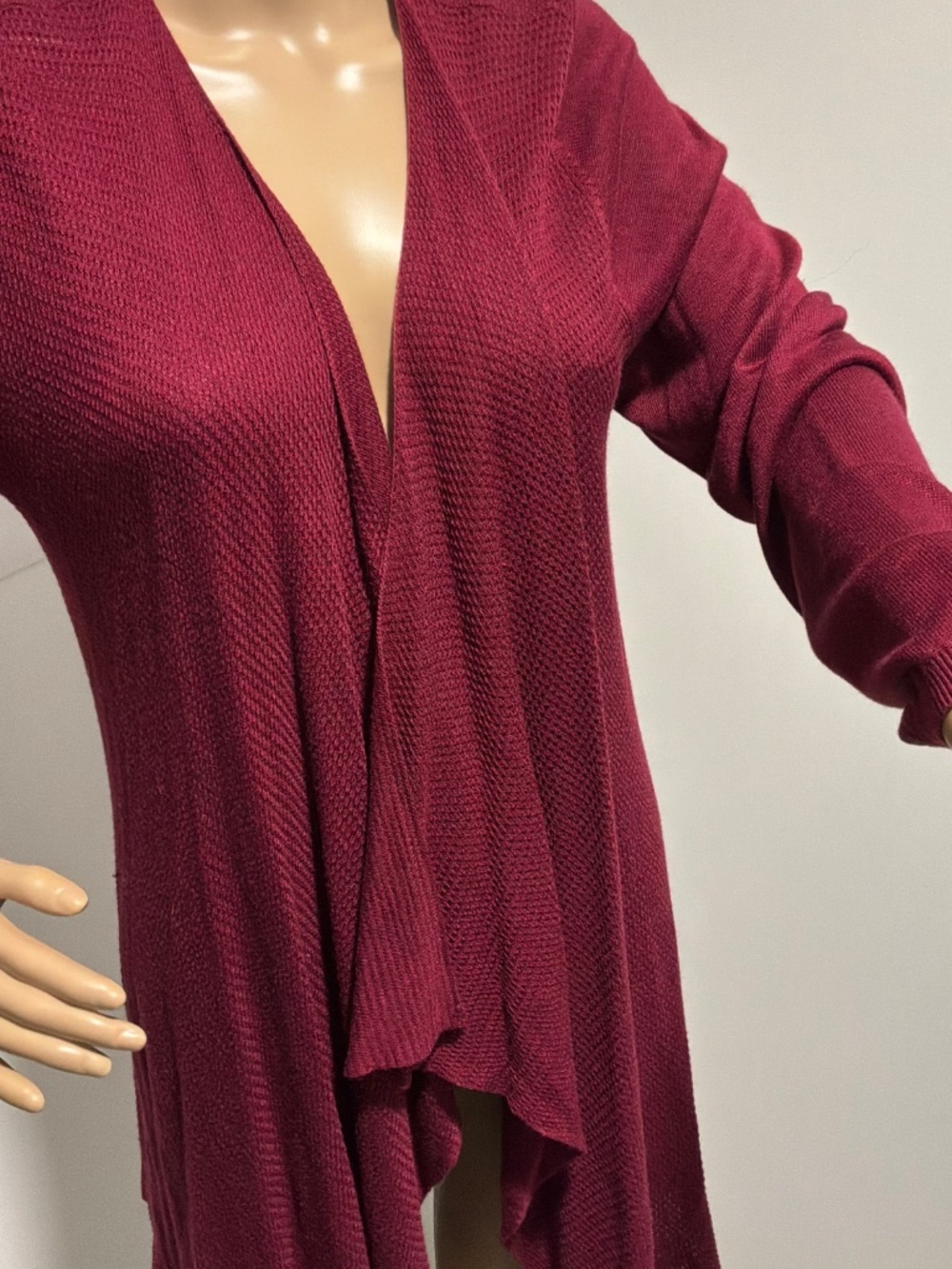NWT Torrid Raspberry coloured Textured Open Front Ruffke Cardigan - Size 1/1X - Picture 3 of 7